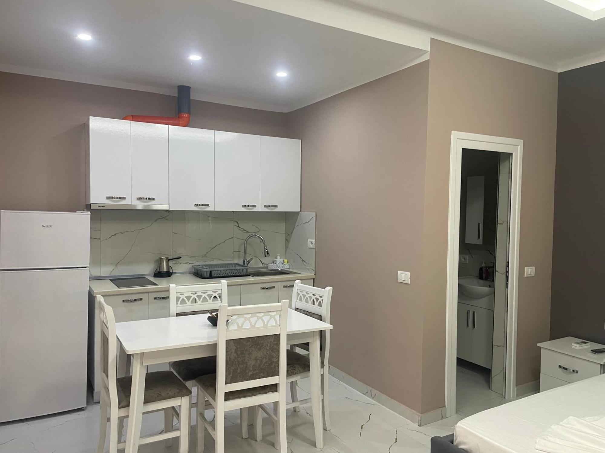 Vila Topi Vlorë 外观 照片