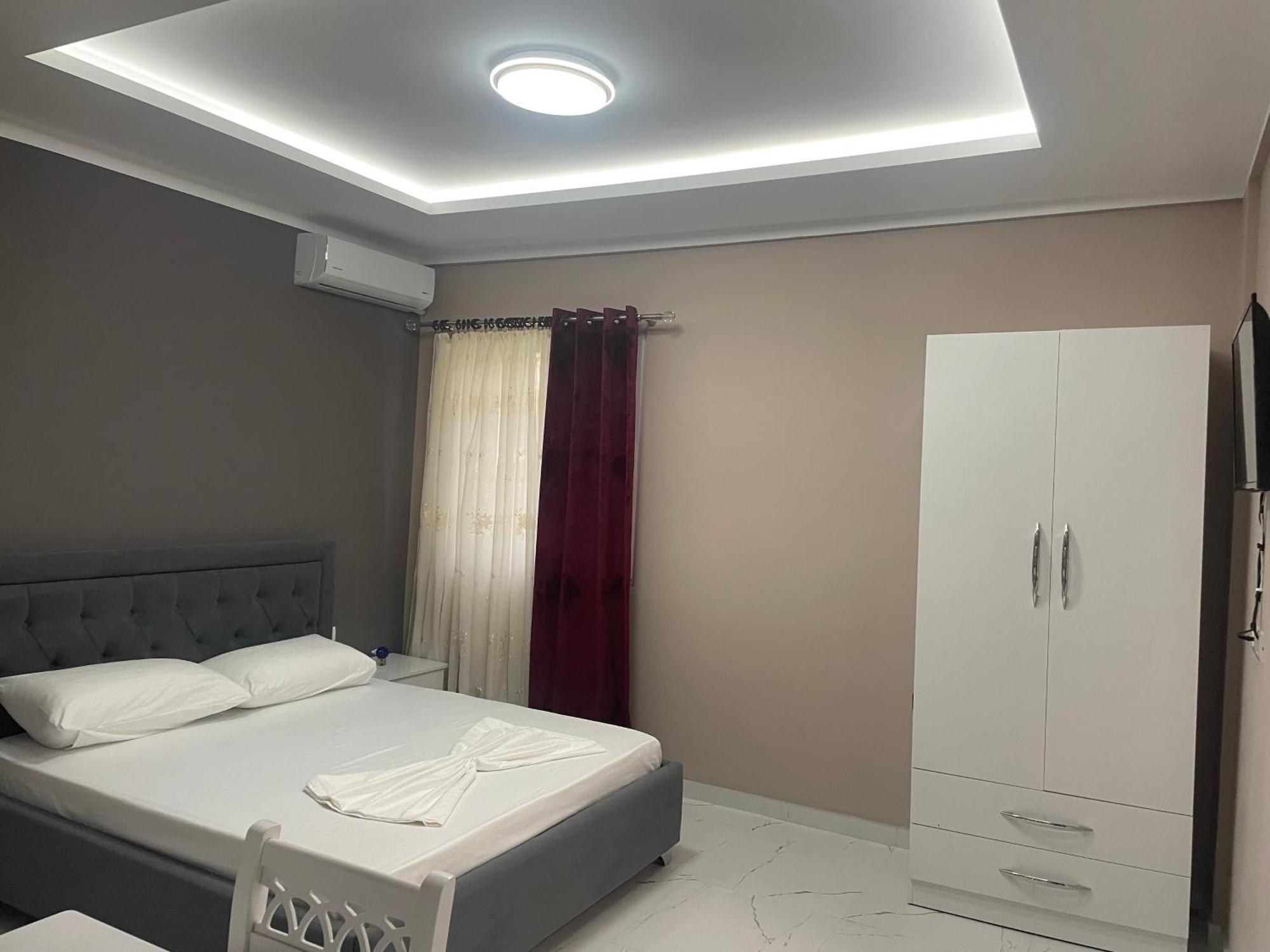Vila Topi Vlorë 外观 照片